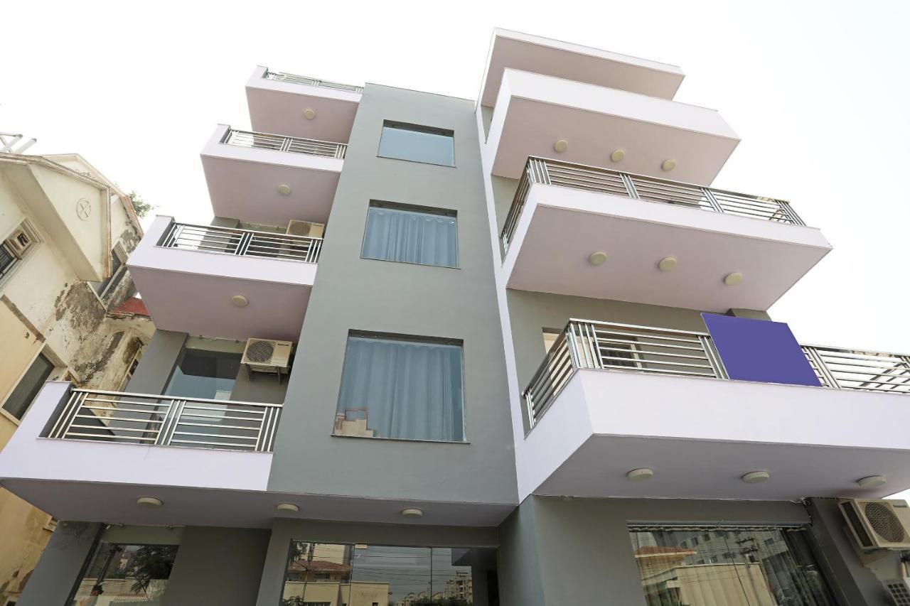 Отель Capital O Aashiyana Paradise Near Omaxe Gurgaon Mall Экстерьер фото